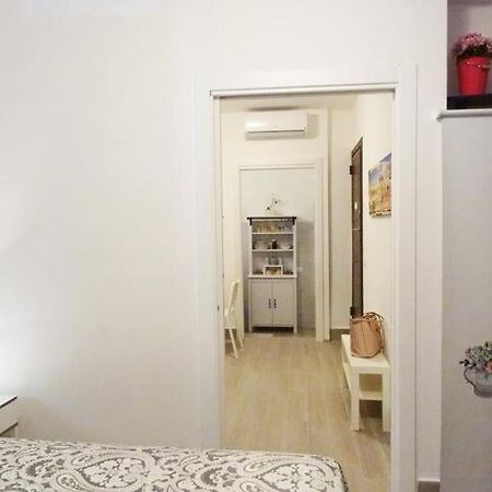 Around Cassaro Holiday House Palerme Extérieur photo