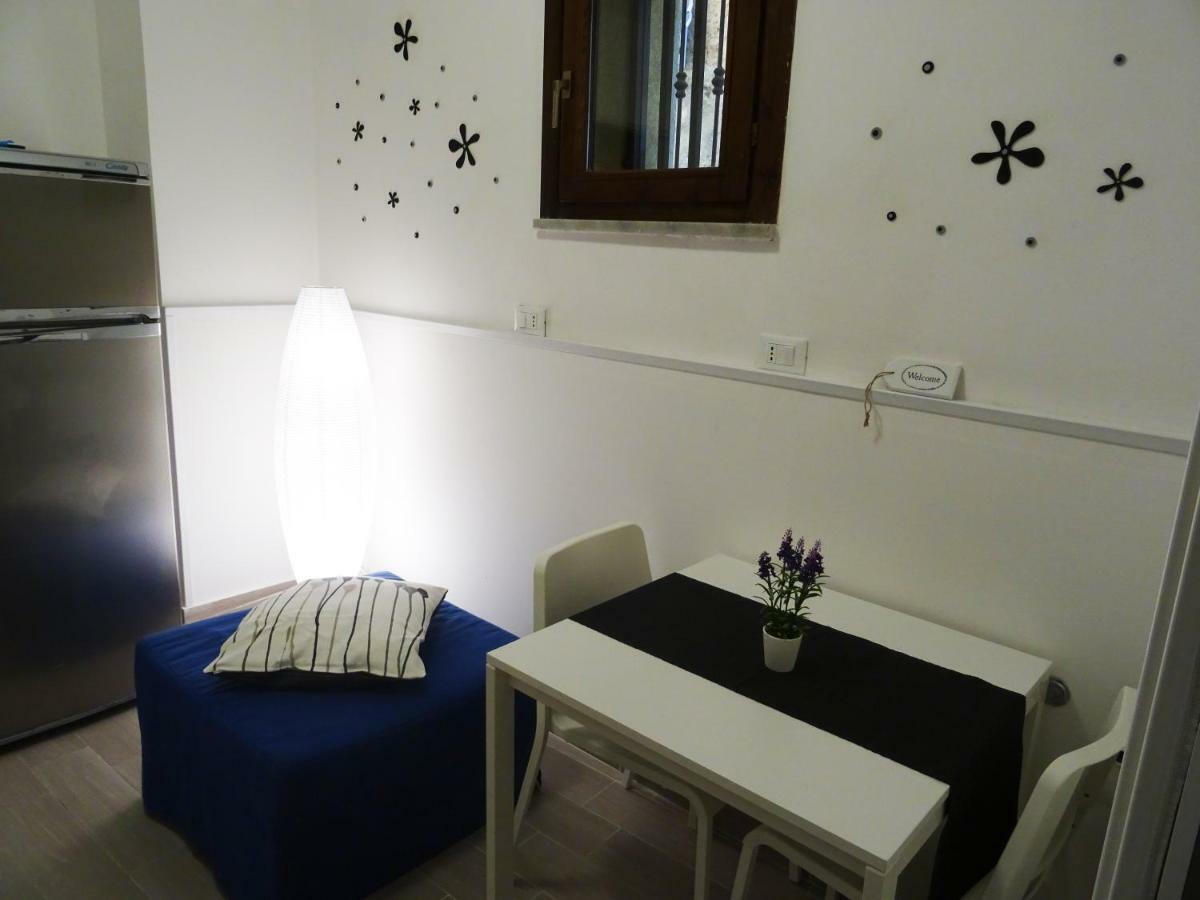 Around Cassaro Holiday House Palerme Extérieur photo